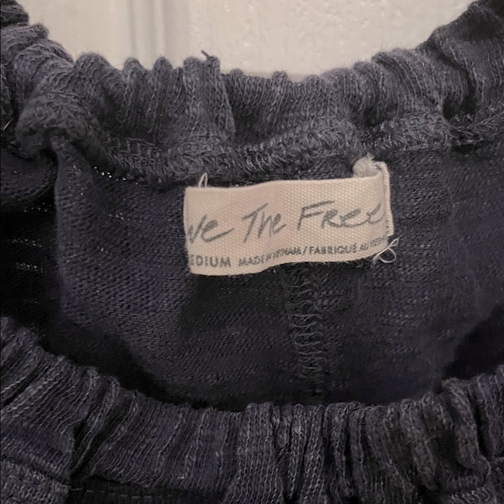 Women's We The Free Navy off shoulder top, elastic necklace and bottom - Picture 2 of 4